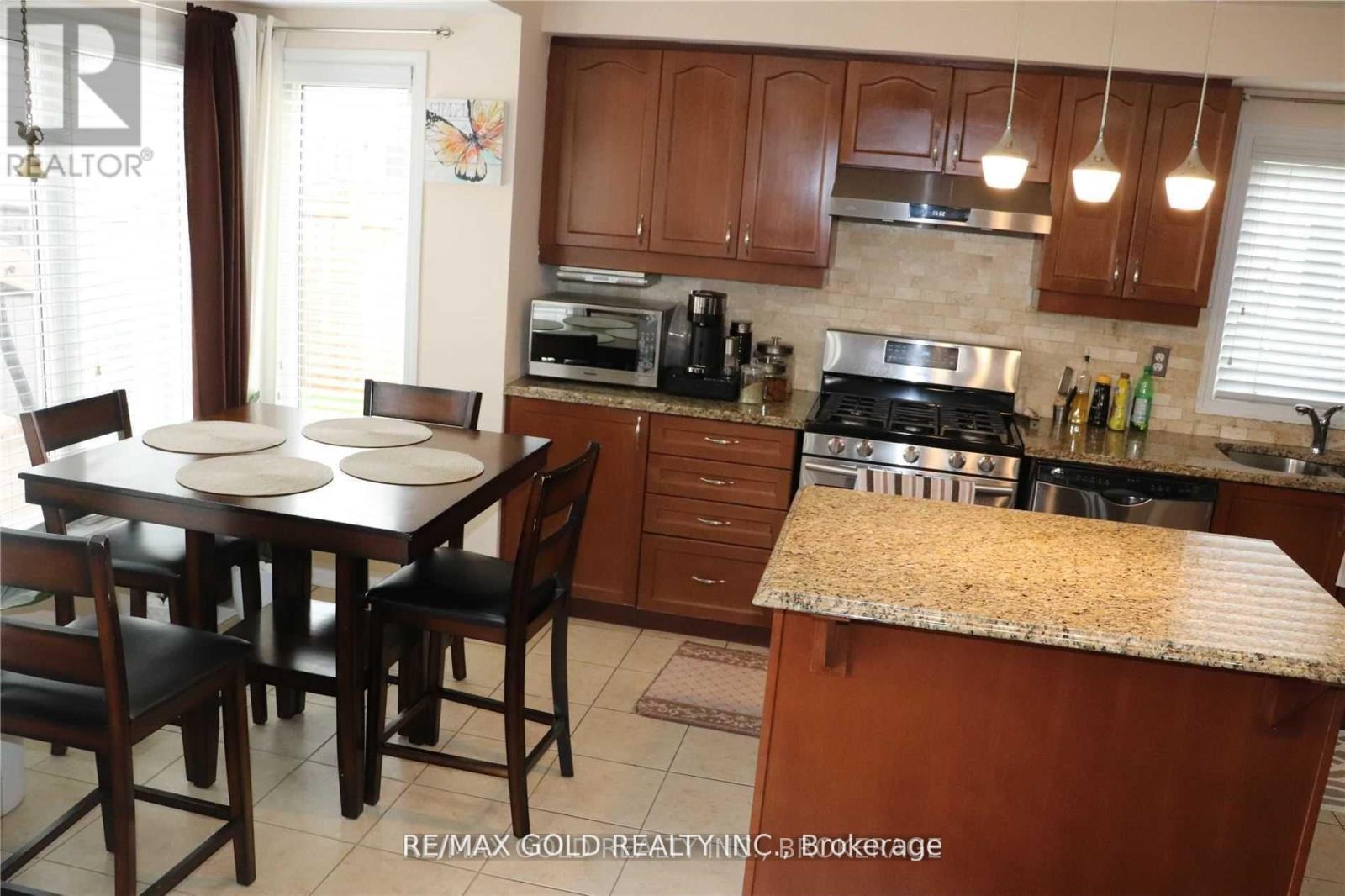 45 Biddens Square, Brampton, Ontario  L6P 3P9 - Photo 16 - W13706808
