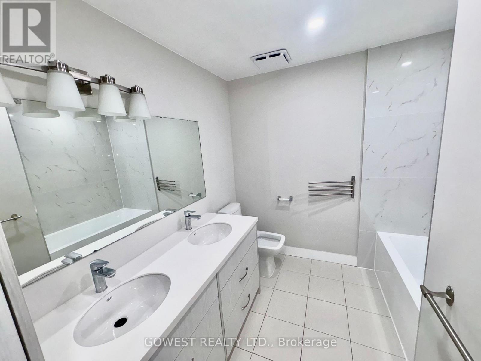 4138 Independence Avenue, Mississauga, Ontario  L4Z 2T4 - Photo 14 - W13706814