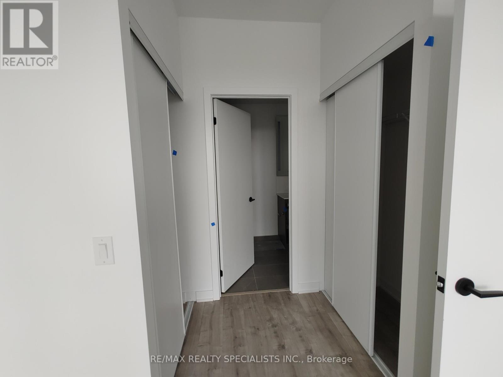 1302 - 220 Missinnihe Way, Mississauga, Ontario  L5H 0A9 - Photo 14 - W13706844