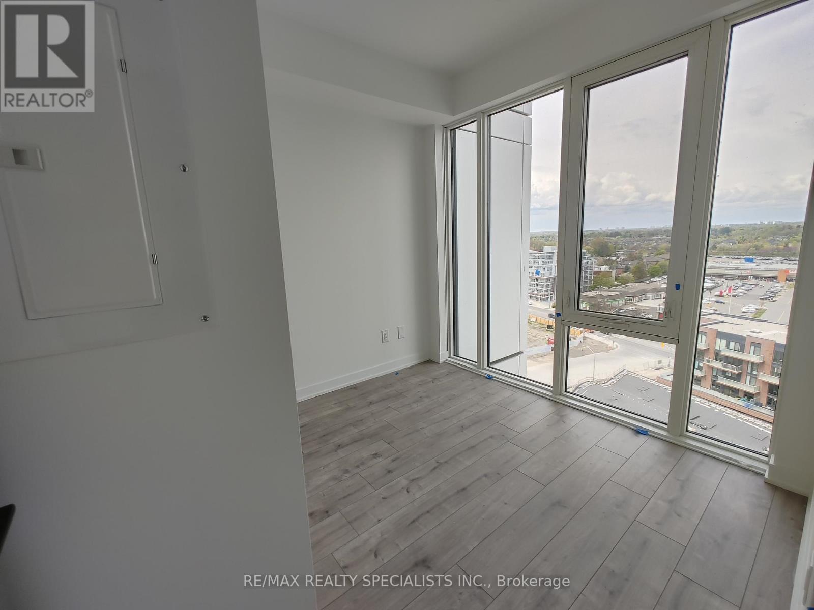 1302 - 220 Missinnihe Way, Mississauga, Ontario  L5H 0A9 - Photo 16 - W13706844