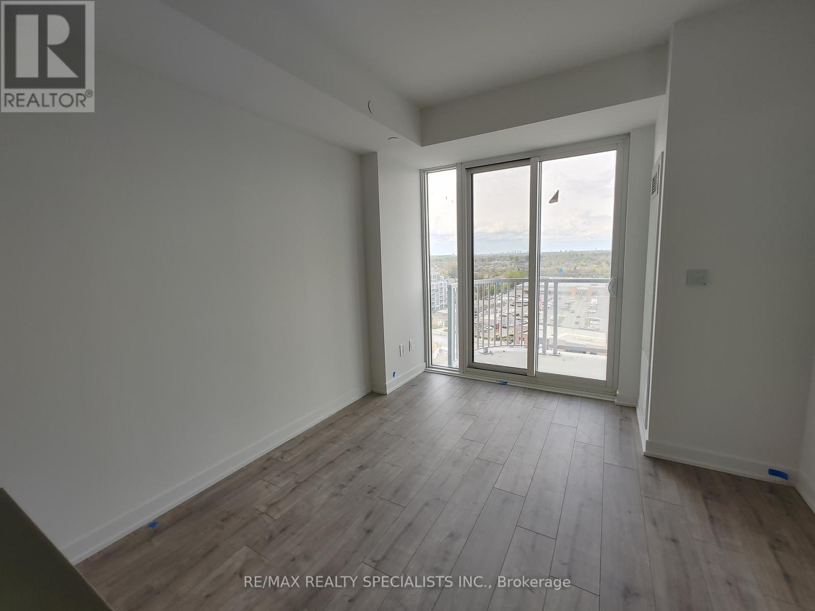 1302 - 220 Missinnihe Way, Mississauga, Ontario  L5H 0A9 - Photo 6 - W13706844