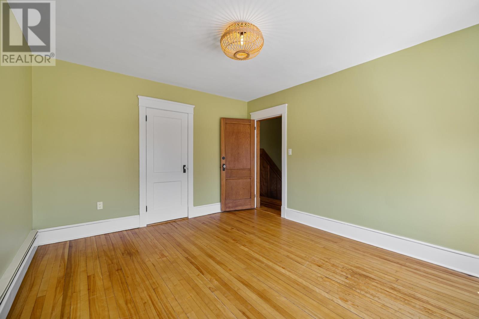21 Grafton Street, Charlottetown, Prince Edward Island  C1A 1K6 - Photo 30 - 202621324
