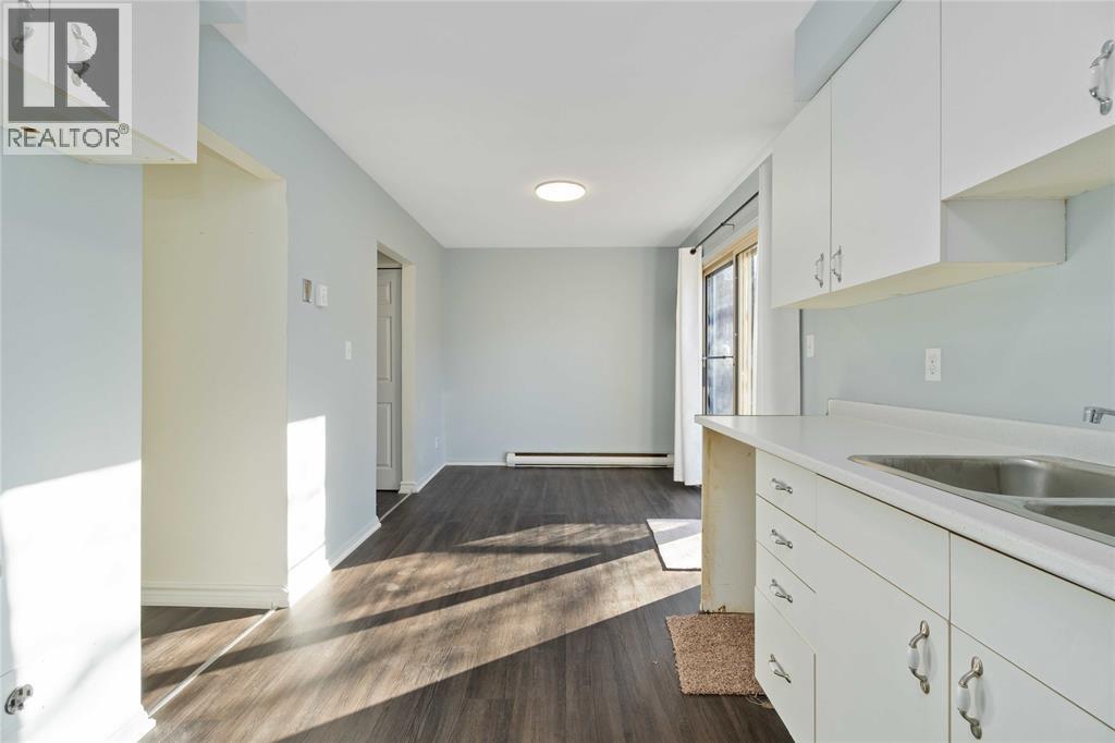 885 Carleton Place Unit# 3, Sarnia, Ontario  N7T 3V8 - Photo 10 - 26020477
