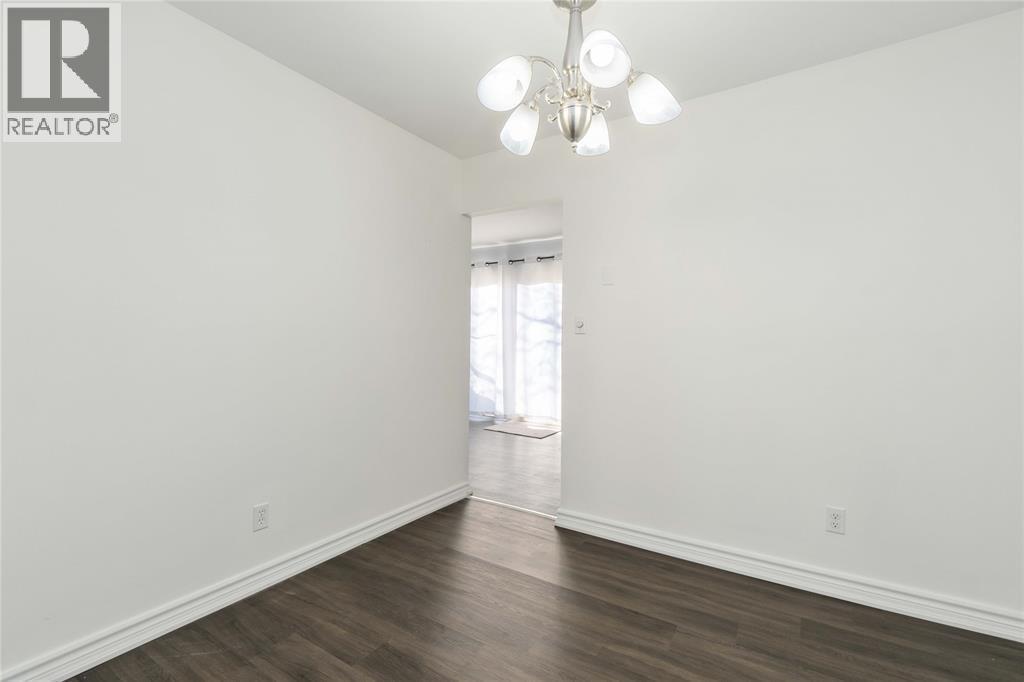 885 Carleton Place Unit# 3, Sarnia, Ontario  N7T 3V8 - Photo 7 - 26020477