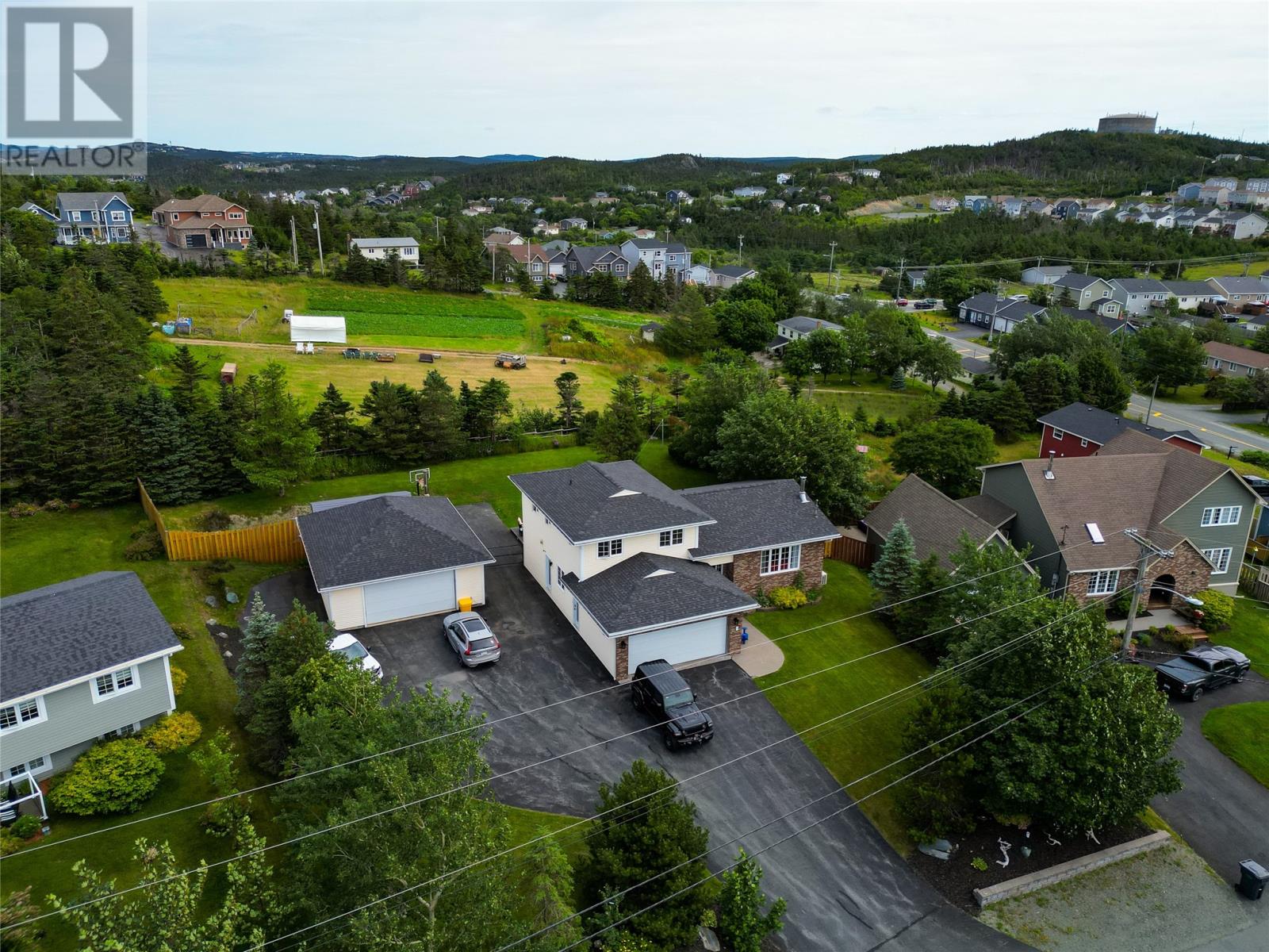 8 Plateau Park, Paradise, Newfoundland & Labrador  A1L 2R6 - Photo 5 - 1301418