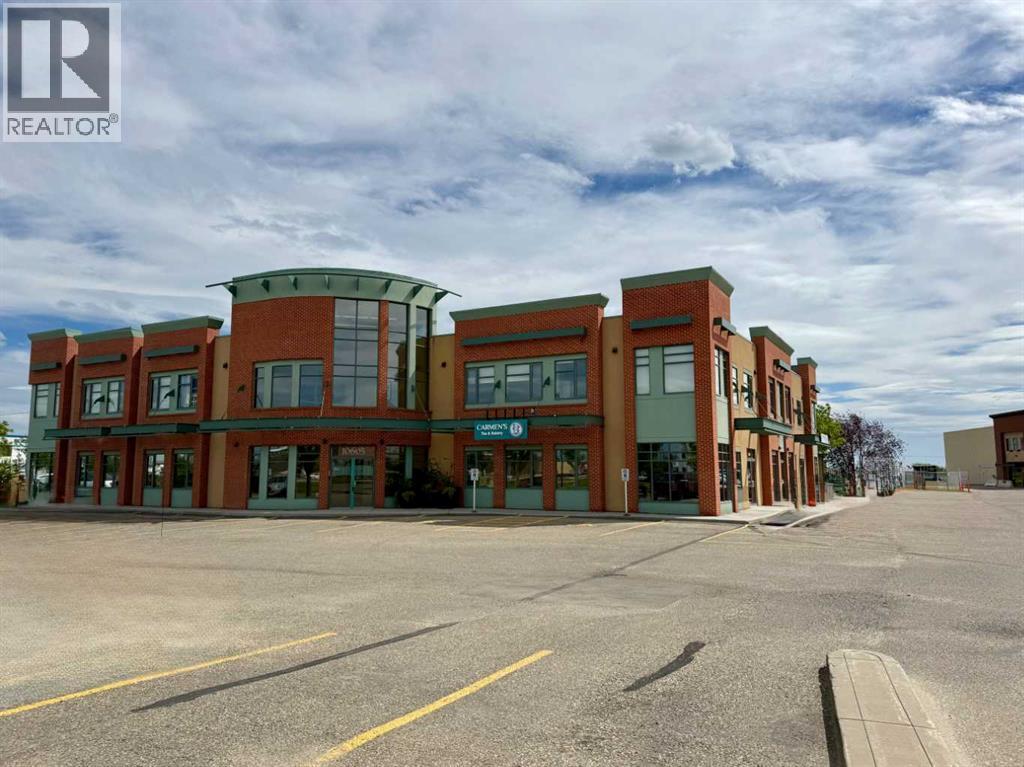 205, 10605 West Side Drive, Grande Prairie, Alberta