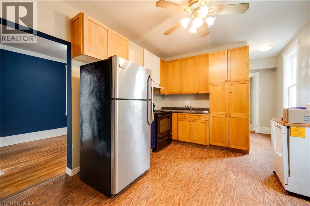 300 Dalhousie Street, Brantford, Ontario  N3S 3V5 - Photo 4 - 40832879