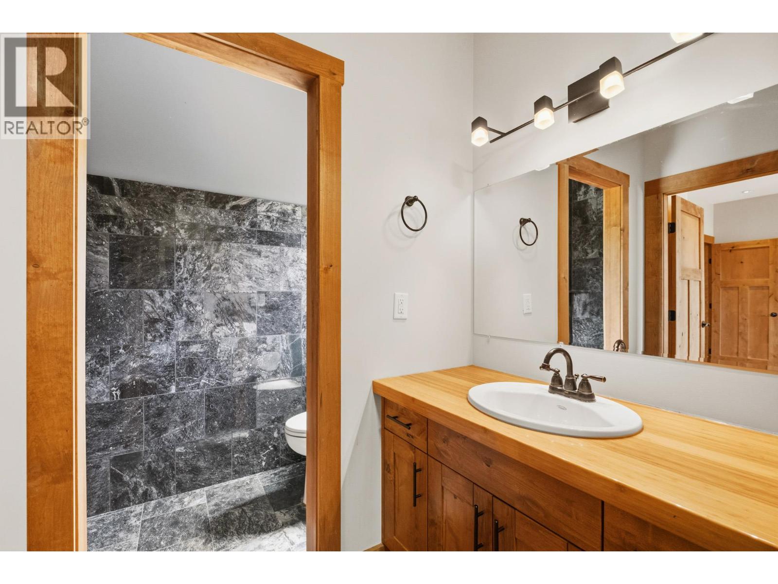 16475 Carrs Landing Road, Lake Country, British Columbia  V4V 1C3 - Photo 40 - 10398337