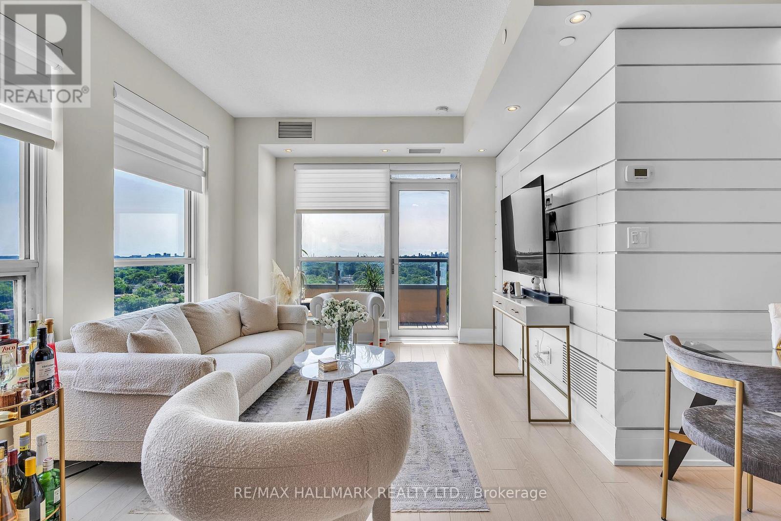 1406 - 120 HARRISON GARDEN BOULEVARD, Toronto, Ontario
