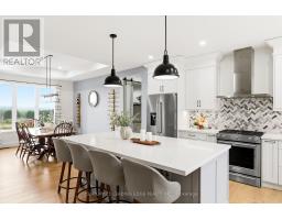 12 COUNTRY PLACE, Kawartha Lakes, Ontario