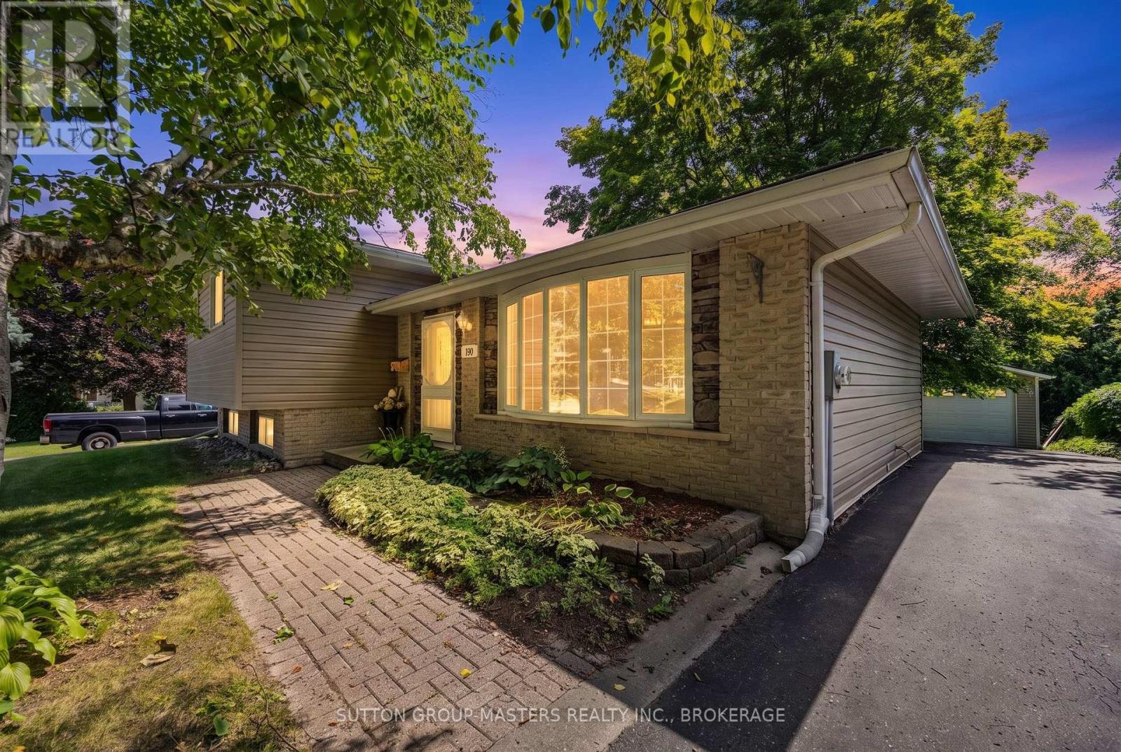 795 Safari Drive, Kingston, Ontario