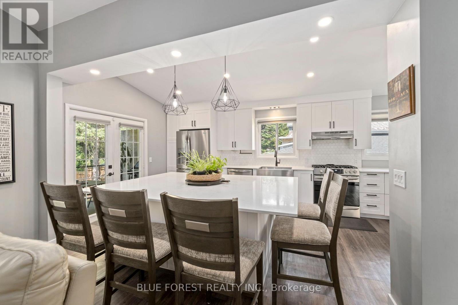 273 Saulsbury Street, Strathroy-Caradoc, Ontario  N7G 2B1 - Photo 6 - X13706956