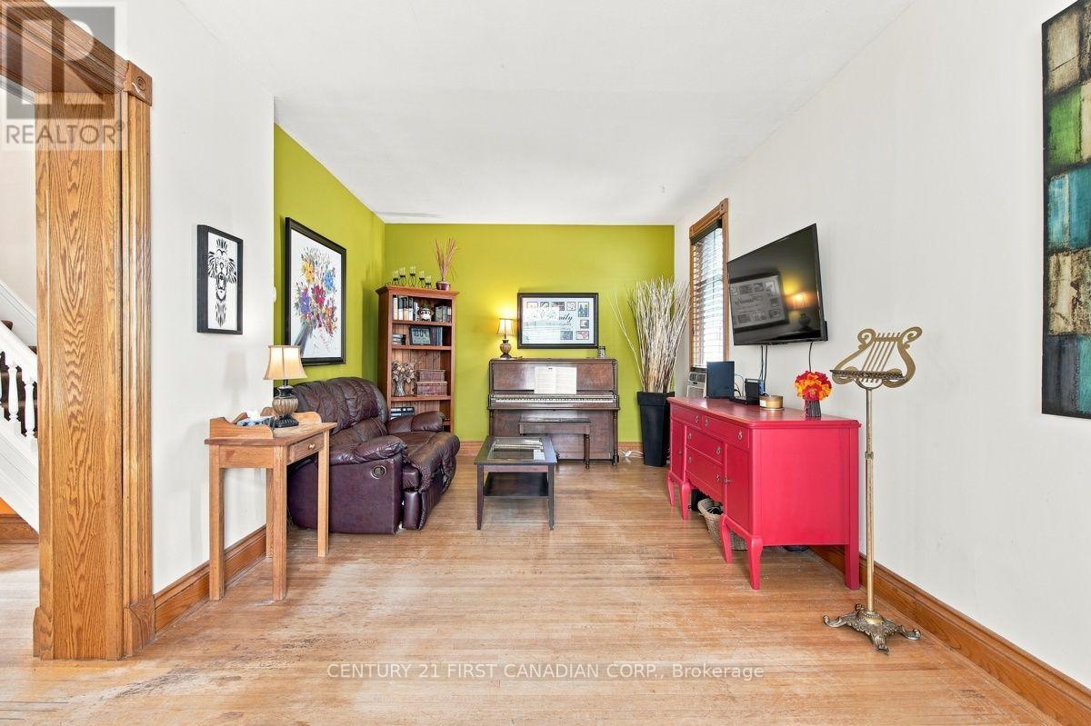 168 Graham Road, West Elgin, Ontario N0L 2P0 - Photo 12 - X13707020