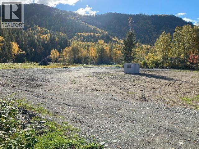 450 DUNN LAKE Road, Clearwater, British Columbia