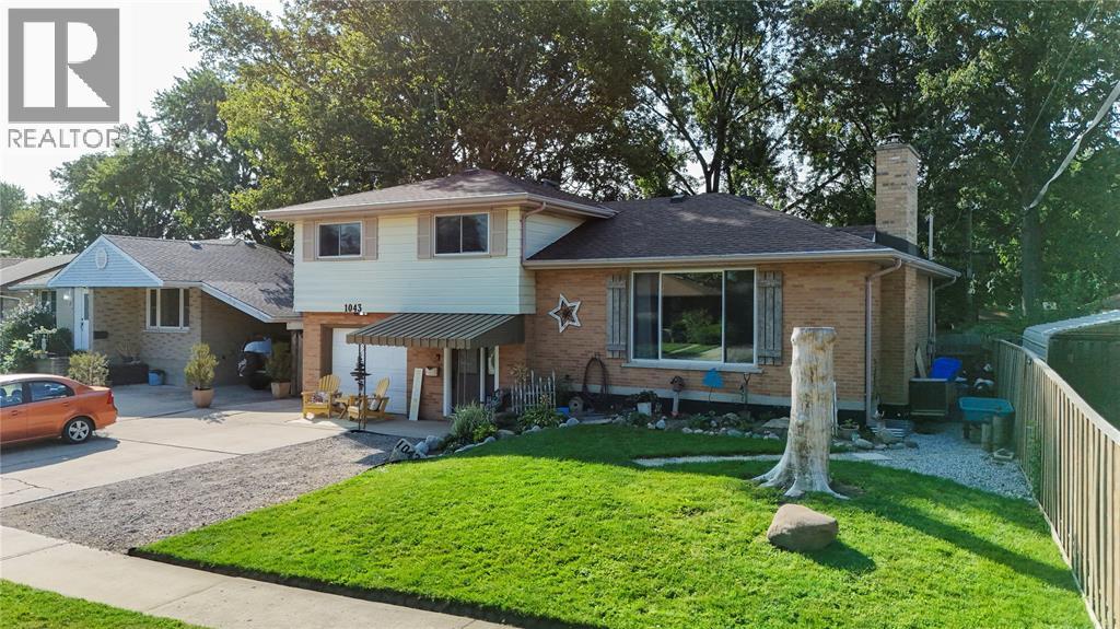 1043 Talfourd Street, Sarnia, Ontario  N7S 1C7 - Photo 2 - 26020597