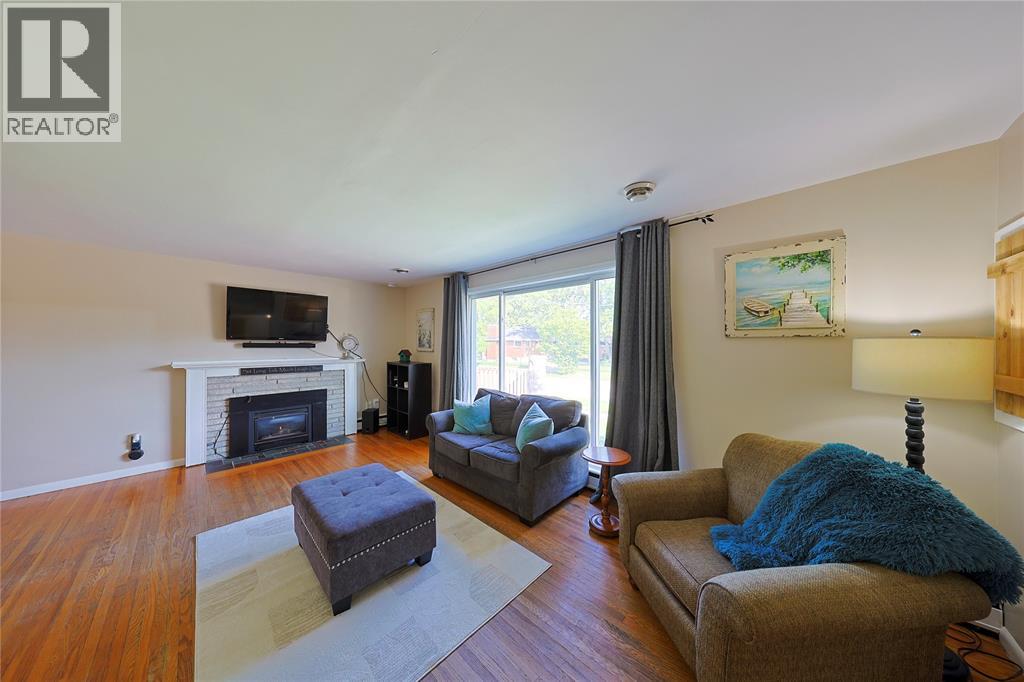 1043 Talfourd Street, Sarnia, Ontario  N7S 1C7 - Photo 16 - 26020597