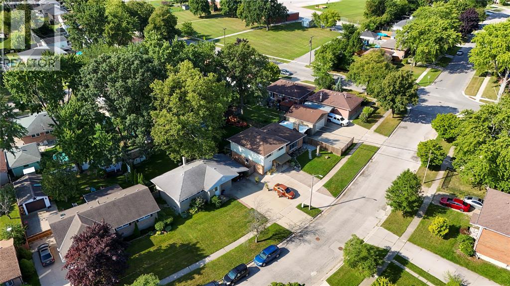 1043 Talfourd Street, Sarnia, Ontario  N7S 1C7 - Photo 40 - 26020597
