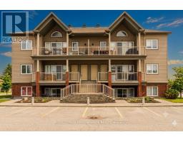 B - 135 HARTHILL WAY, Ottawa, Ontario