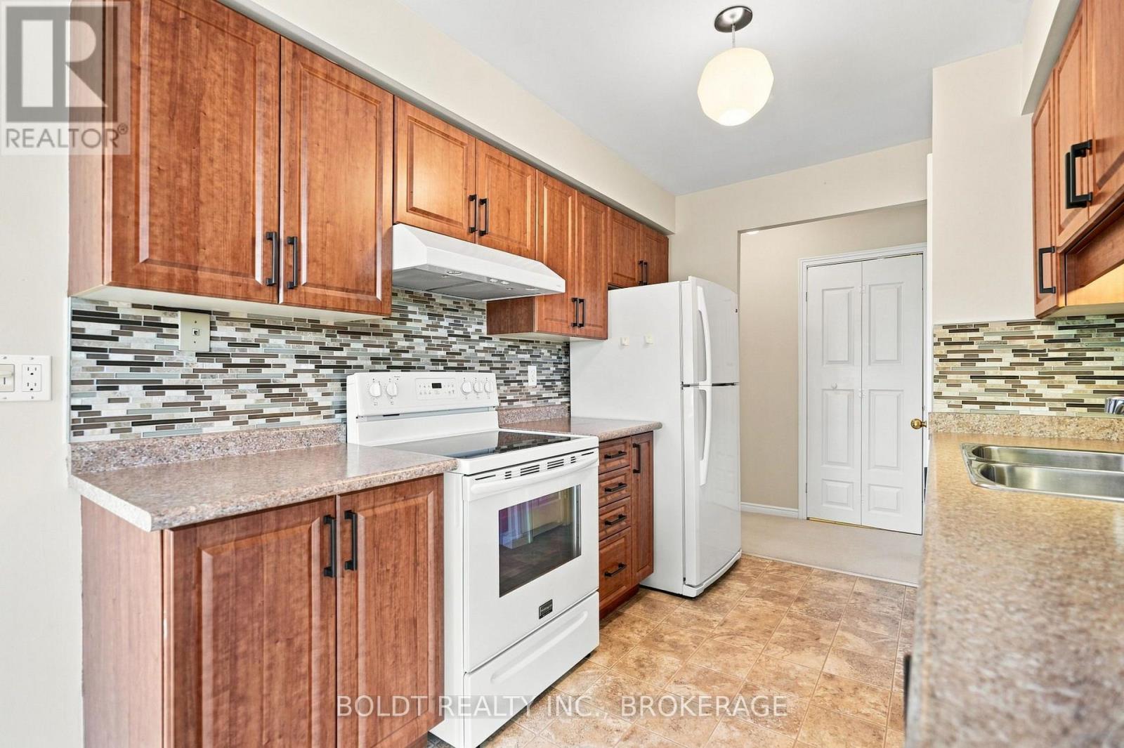 306 - 162 Martindale Road, St. Catharines, Ontario  L2S 3S4 - Photo 20 - X13706904