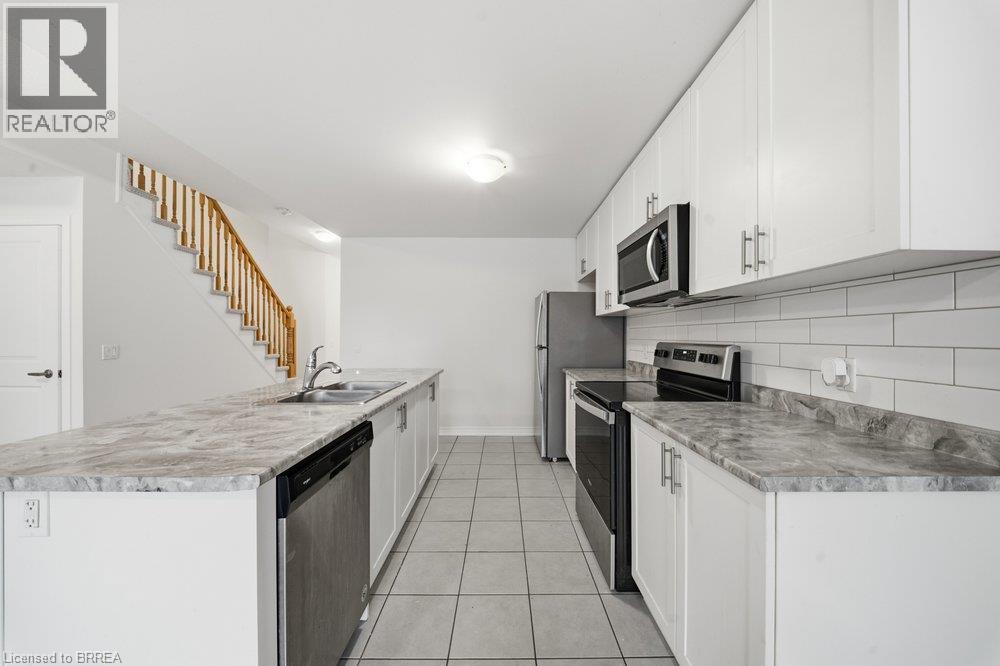 77 Diana Avenue Unit# 87, Brantford, Ontario  N3T 0R6 - Photo 10 - 40857156