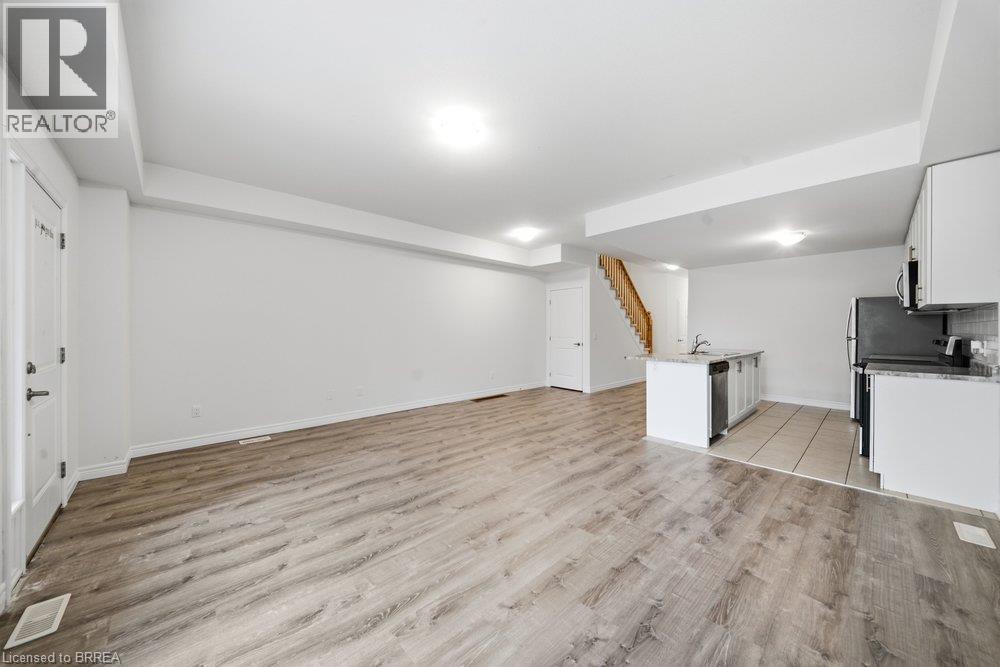 77 Diana Avenue Unit# 87, Brantford, Ontario  N3T 0R6 - Photo 14 - 40857156