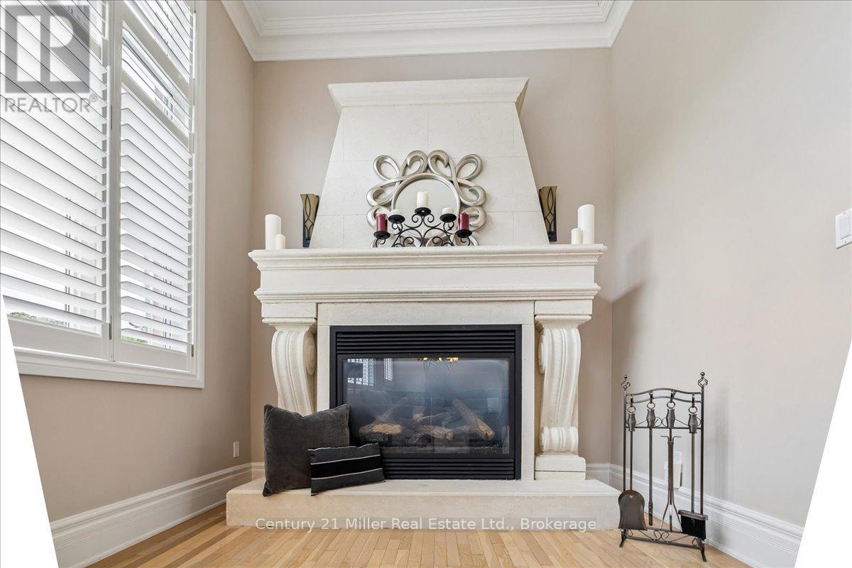 2355 Old Carriage Road, Mississauga, Ontario  L5C 1Y6 - Photo 26 - W13707034