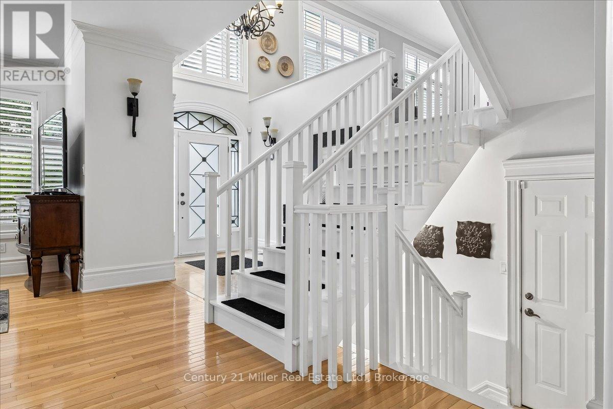 2355 Old Carriage Road, Mississauga, Ontario  L5C 1Y6 - Photo 8 - W13707034