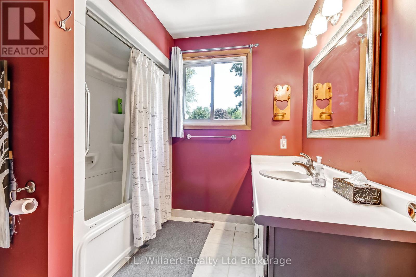 12 Alba Avenue, Tillsonburg, Ontario  N4G 4K1 - Photo 10 - X13707058