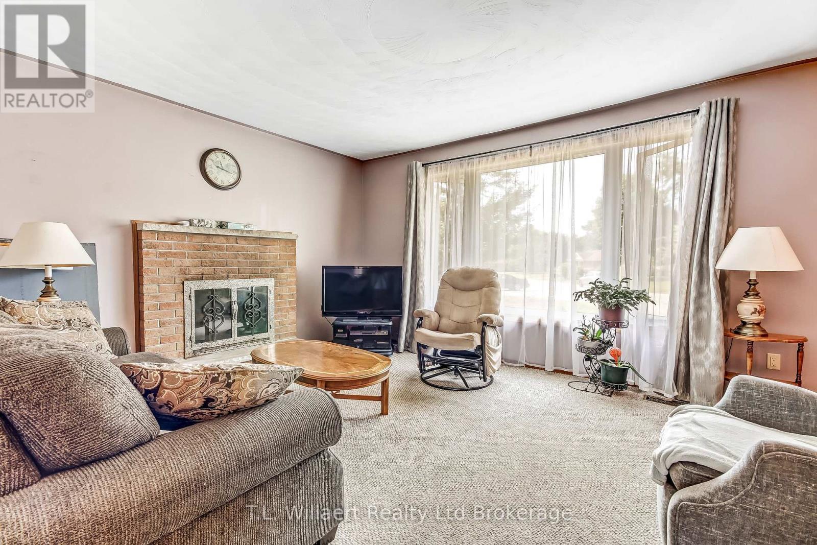 12 Alba Avenue, Tillsonburg, Ontario  N4G 4K1 - Photo 4 - X13707058
