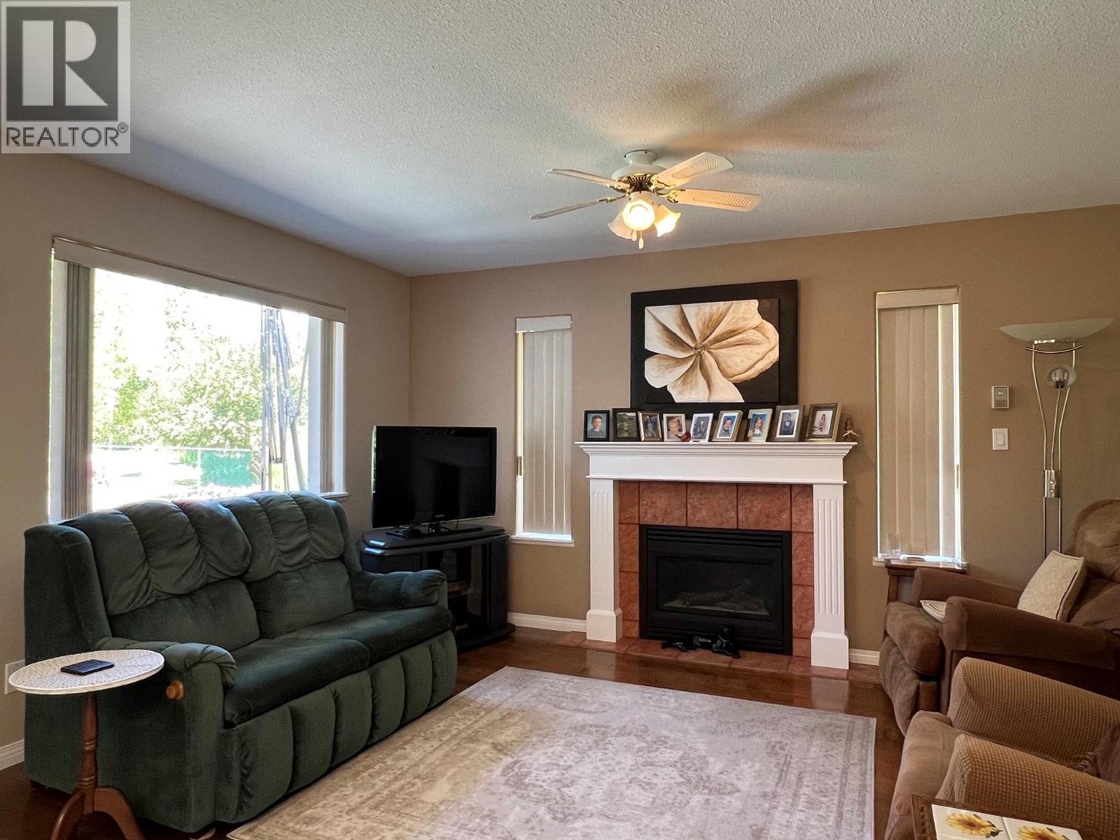 660 6th Avenue, Vernon, British Columbia  V1H 1Z1 - Photo 13 - 10394428