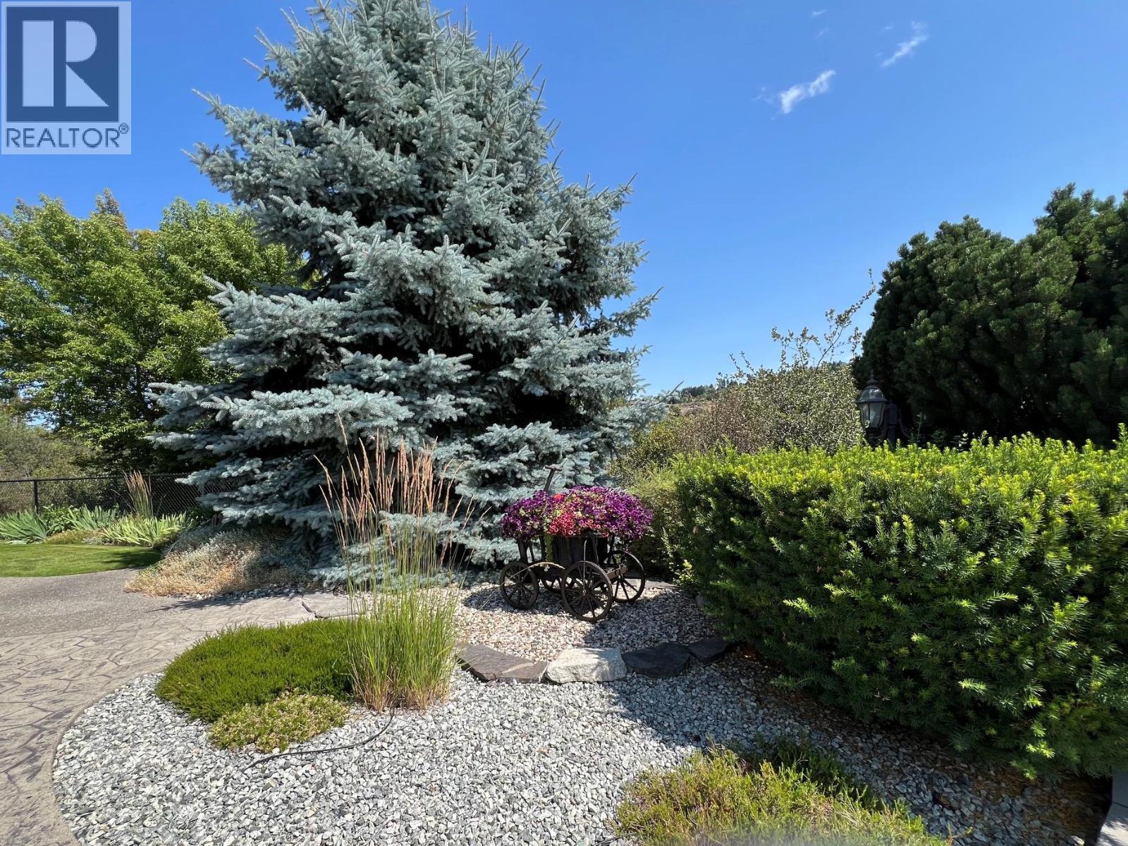 660 6th Avenue, Vernon, British Columbia  V1H 1Z1 - Photo 29 - 10394428