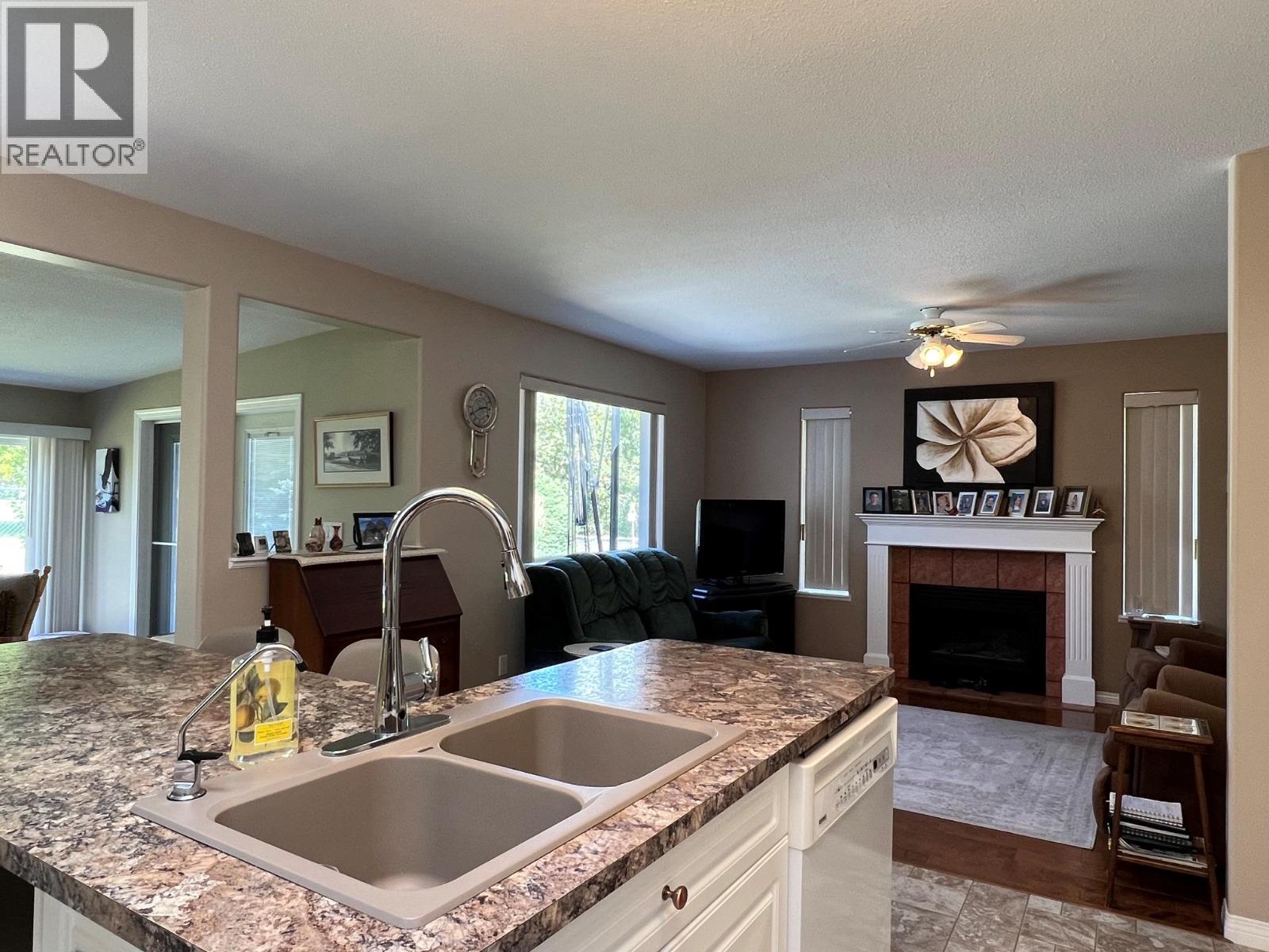 660 6th Avenue, Vernon, British Columbia  V1H 1Z1 - Photo 10 - 10394428