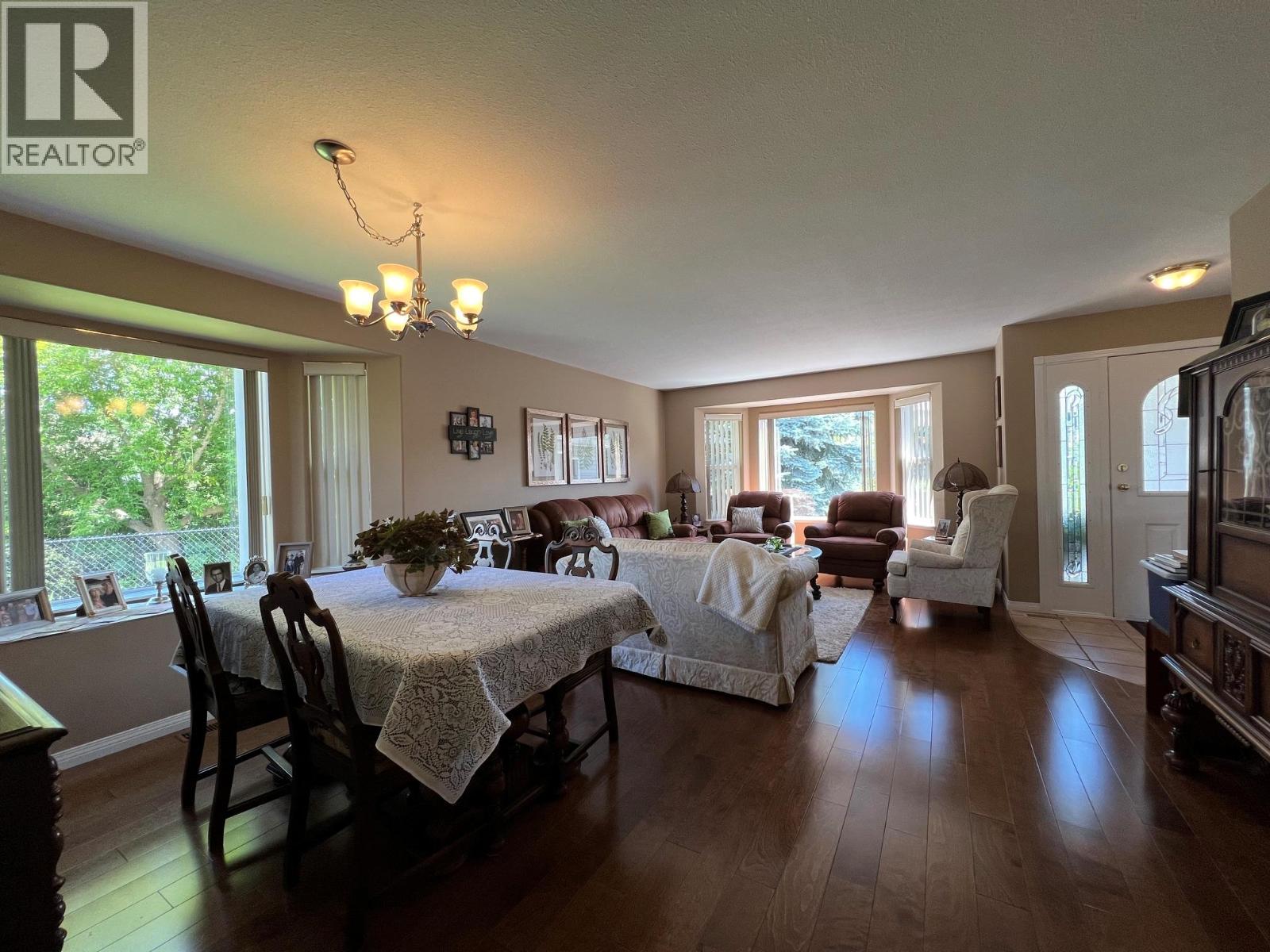 660 6th Avenue, Vernon, British Columbia  V1H 1Z1 - Photo 8 - 10394428