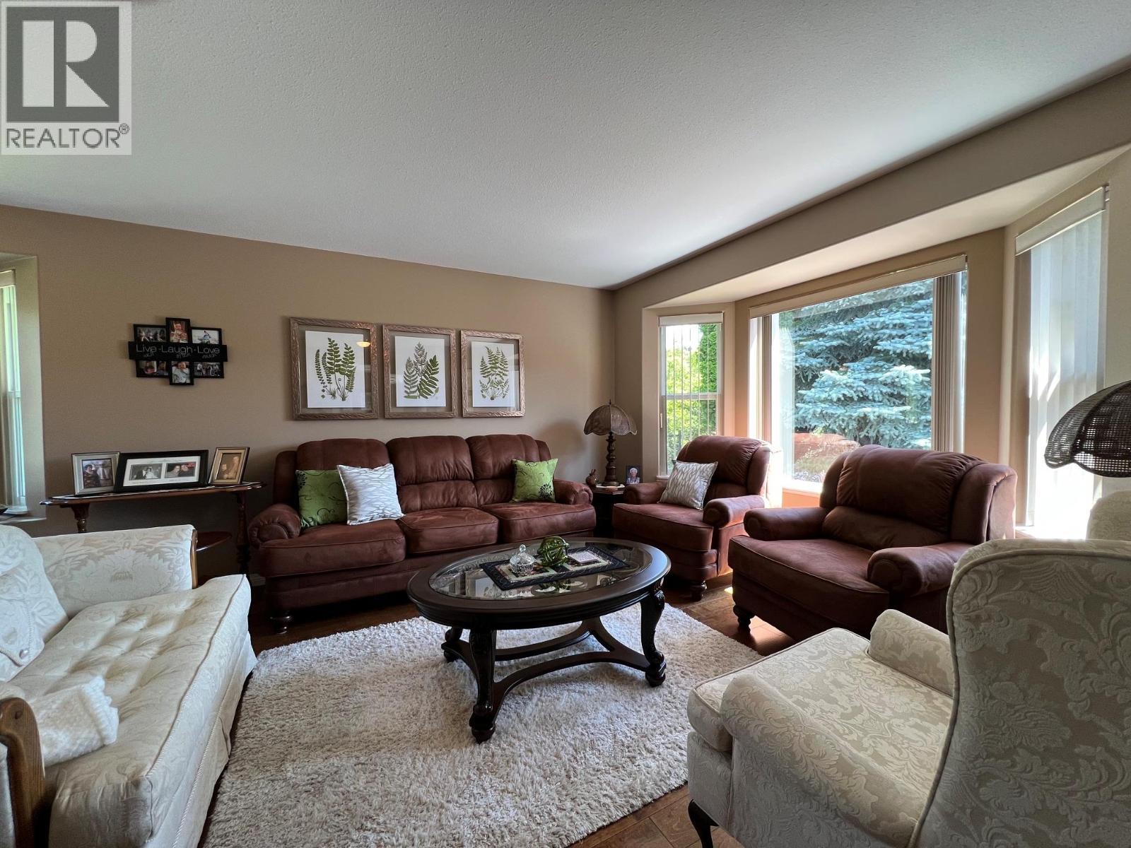 660 6th Avenue, Vernon, British Columbia  V1H 1Z1 - Photo 5 - 10394428