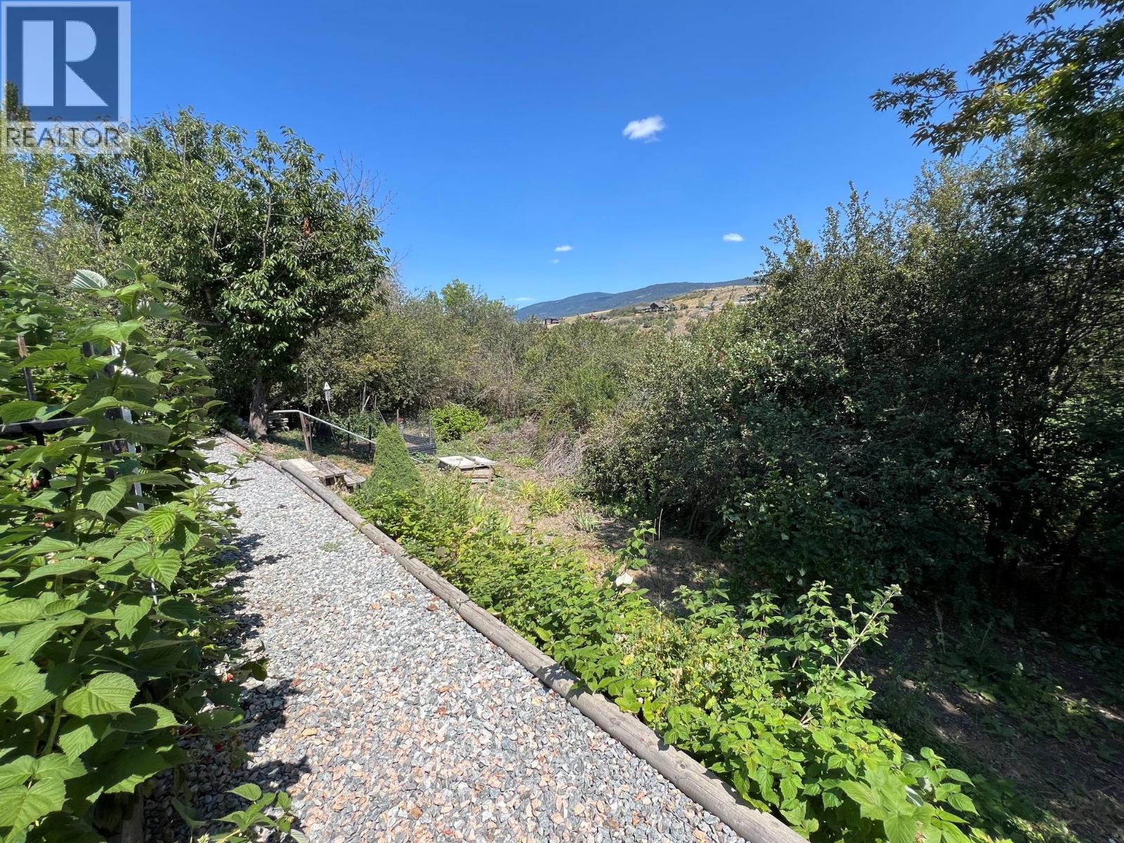 660 6th Avenue, Vernon, British Columbia  V1H 1Z1 - Photo 39 - 10394428