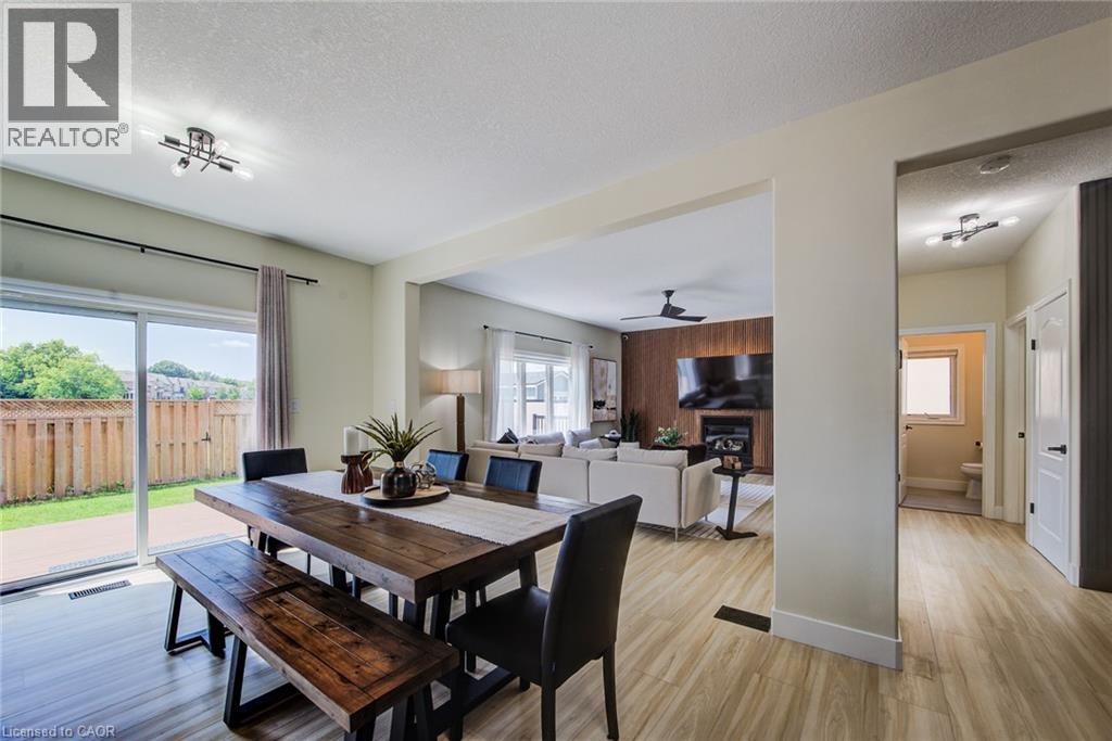 210 Hawkswood Drive, Kitchener, Ontario  N2K 4J3 - Photo 13 - 40857742
