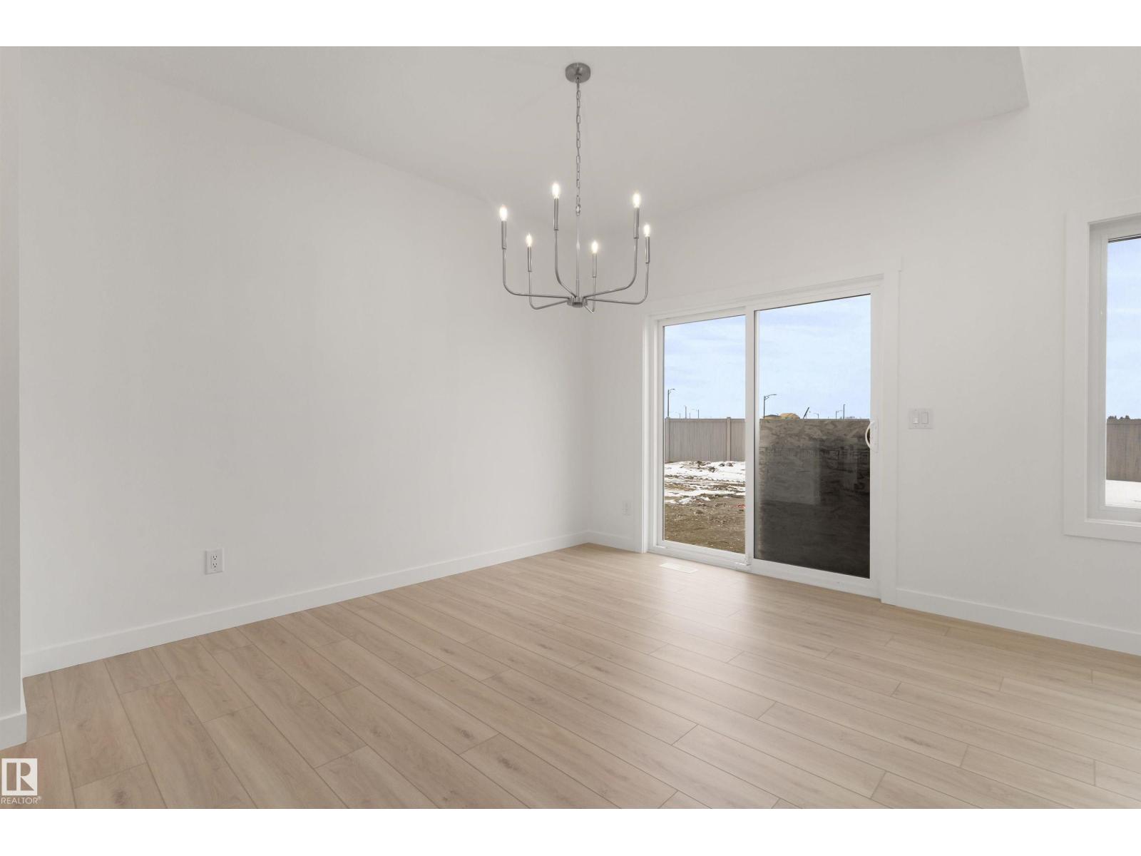 19127 20 Av NW, Edmonton, Alberta  T6M 3E8 - Photo 6 - E4477741