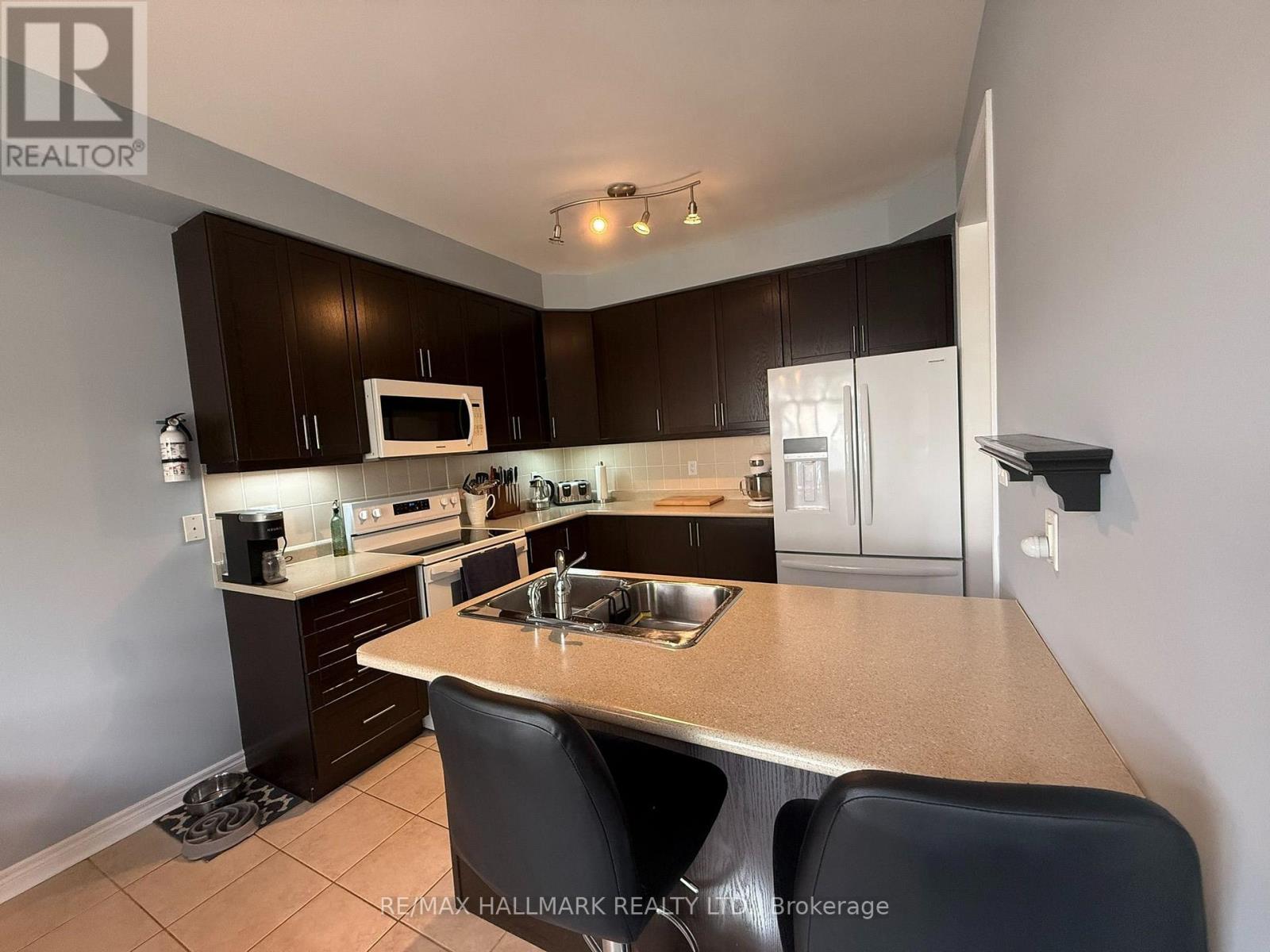 15 Arnold Johnston Street, Clarington, Ontario  L1E 2V3 - Photo 11 - E13706116
