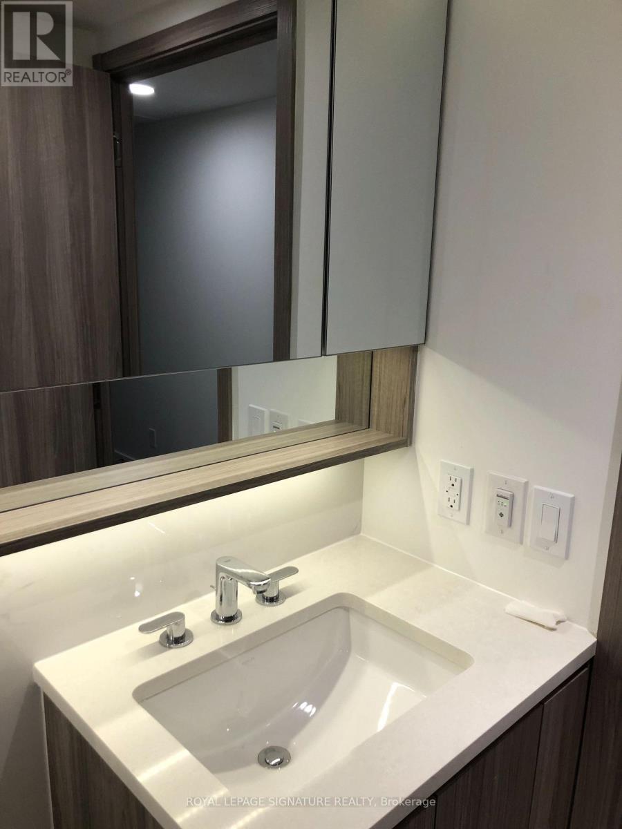 4701 - 38 Widmer Street, Toronto, Ontario M5V 0P7 - Photo 28 - C13706864