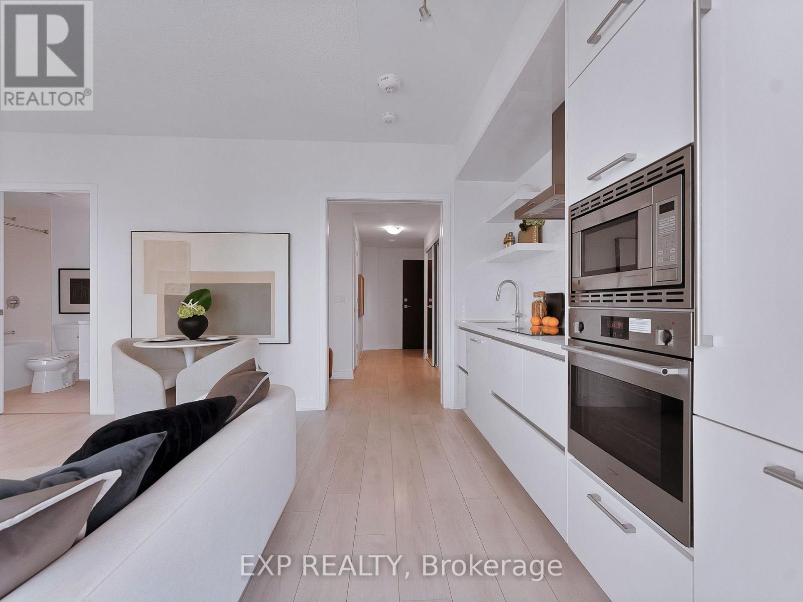 2711 - 2221 Yonge Street, Toronto, Ontario  M4S 2B4 - Photo 14 - C13706908