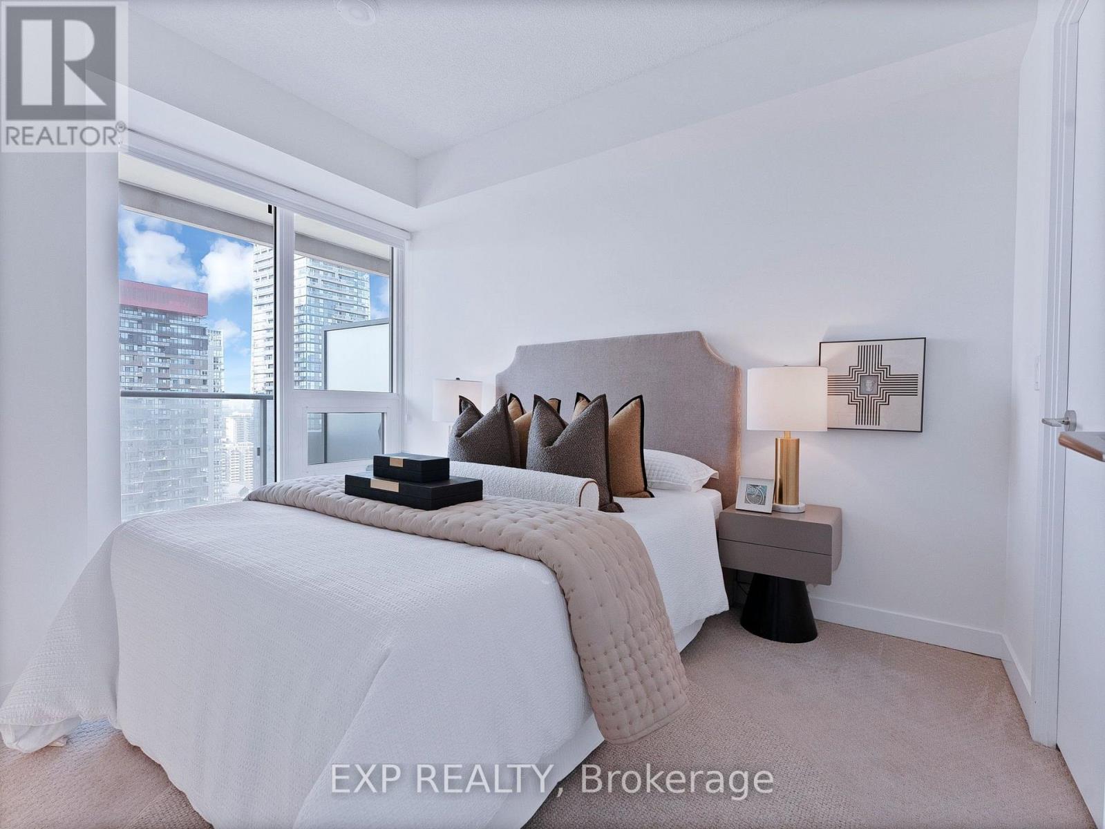 2711 - 2221 Yonge Street, Toronto, Ontario  M4S 2B4 - Photo 18 - C13706908