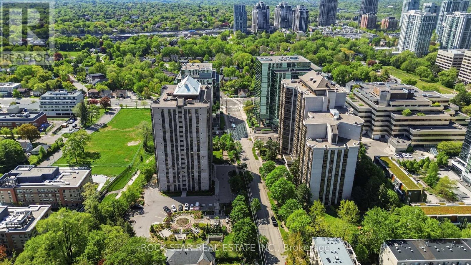701 - 5 Kenneth Avenue, Toronto, Ontario  M2N 6M7 - Photo 3 - C13706916