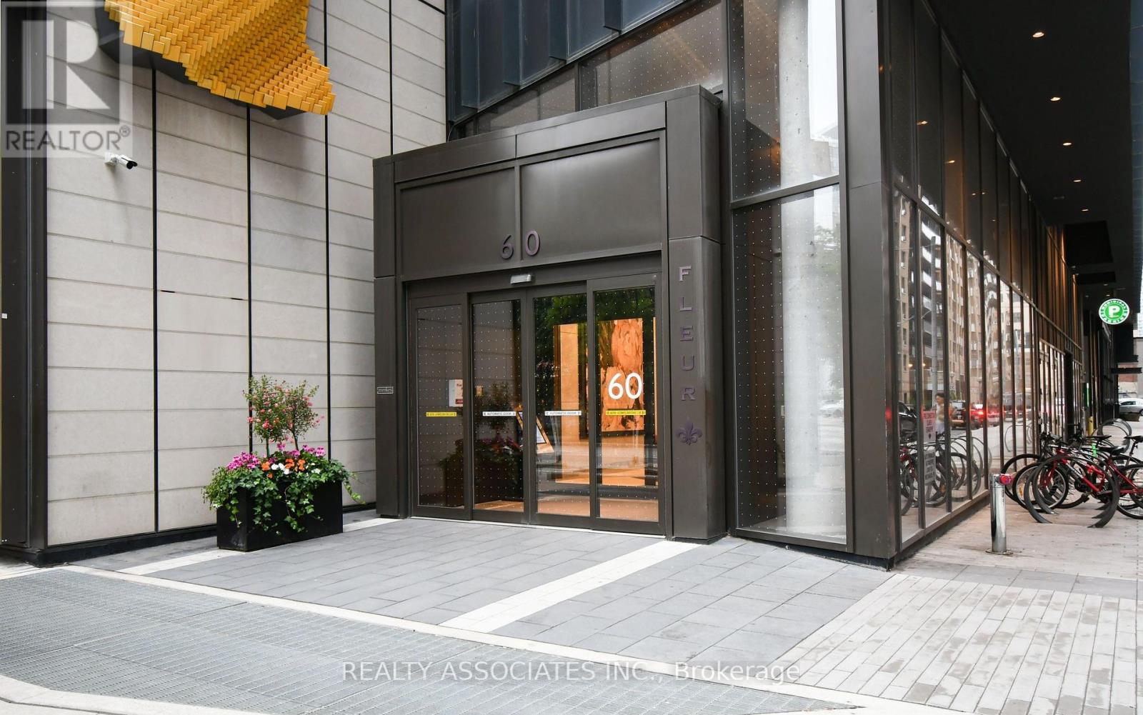 3006 - 60 Shuter Street, Toronto, Ontario  M5B 0B7 - Photo 2 - C13706992
