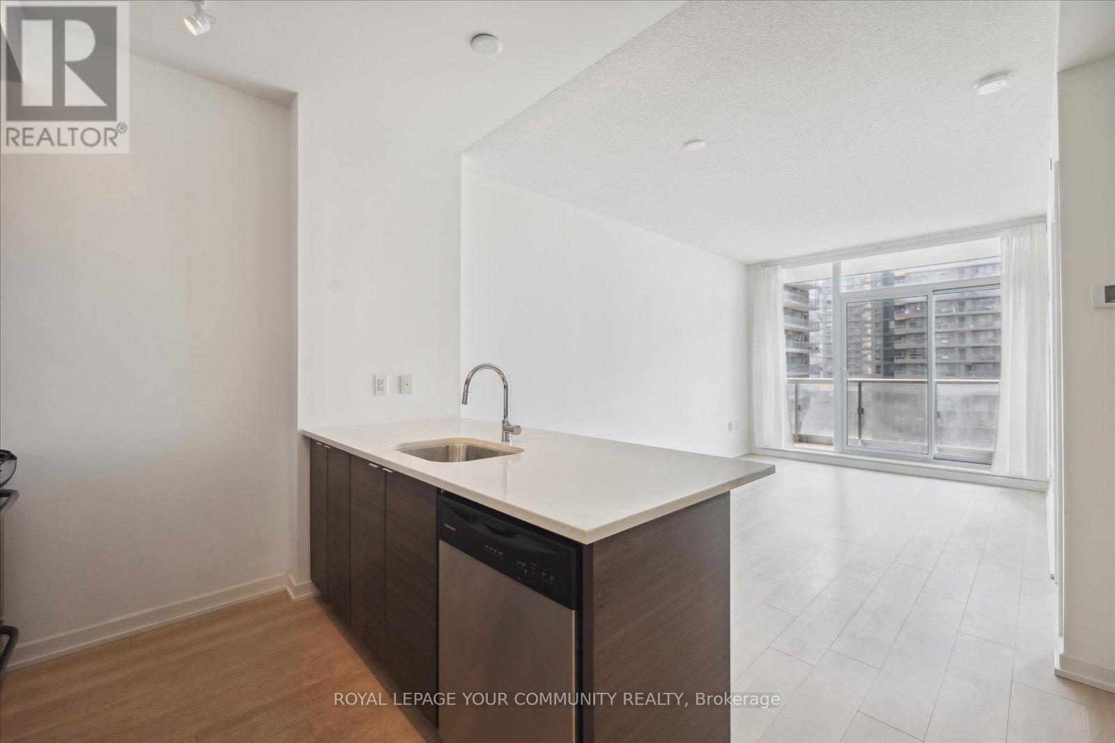 807 - 62 Forest Manor Road, Toronto, Ontario  M2J 0B6 - Photo 12 - C13707006