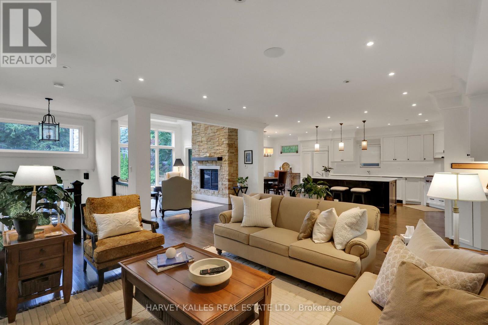 72 Teddington Park Avenue, Toronto, Ontario  M4N 2C6 - Photo 11 - C13707086