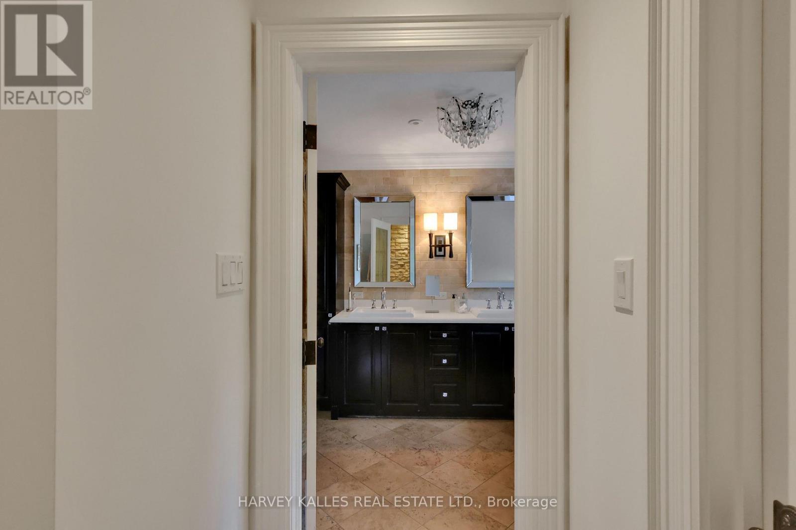 72 Teddington Park Avenue, Toronto, Ontario  M4N 2C6 - Photo 27 - C13707086