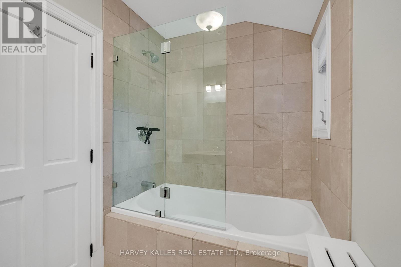 72 Teddington Park Avenue, Toronto, Ontario  M4N 2C6 - Photo 32 - C13707086