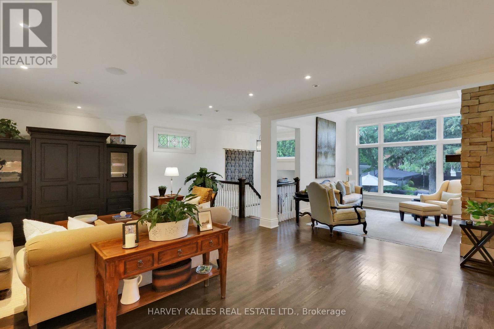 72 Teddington Park Avenue, Toronto, Ontario  M4N 2C6 - Photo 8 - C13707086
