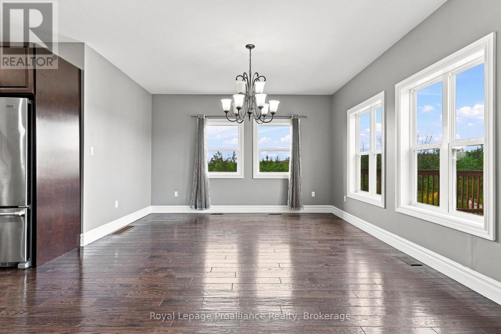 402 Black Road, Prince Edward County, Ontario  K0K 1W0 - Photo 10 - X13707018
