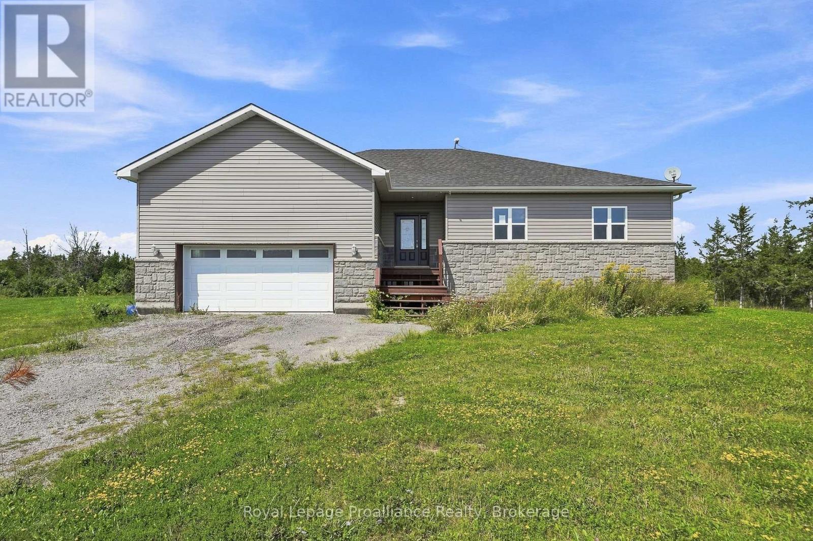 402 Black Road, Prince Edward County, Ontario  K0K 1W0 - Photo 42 - X13707018